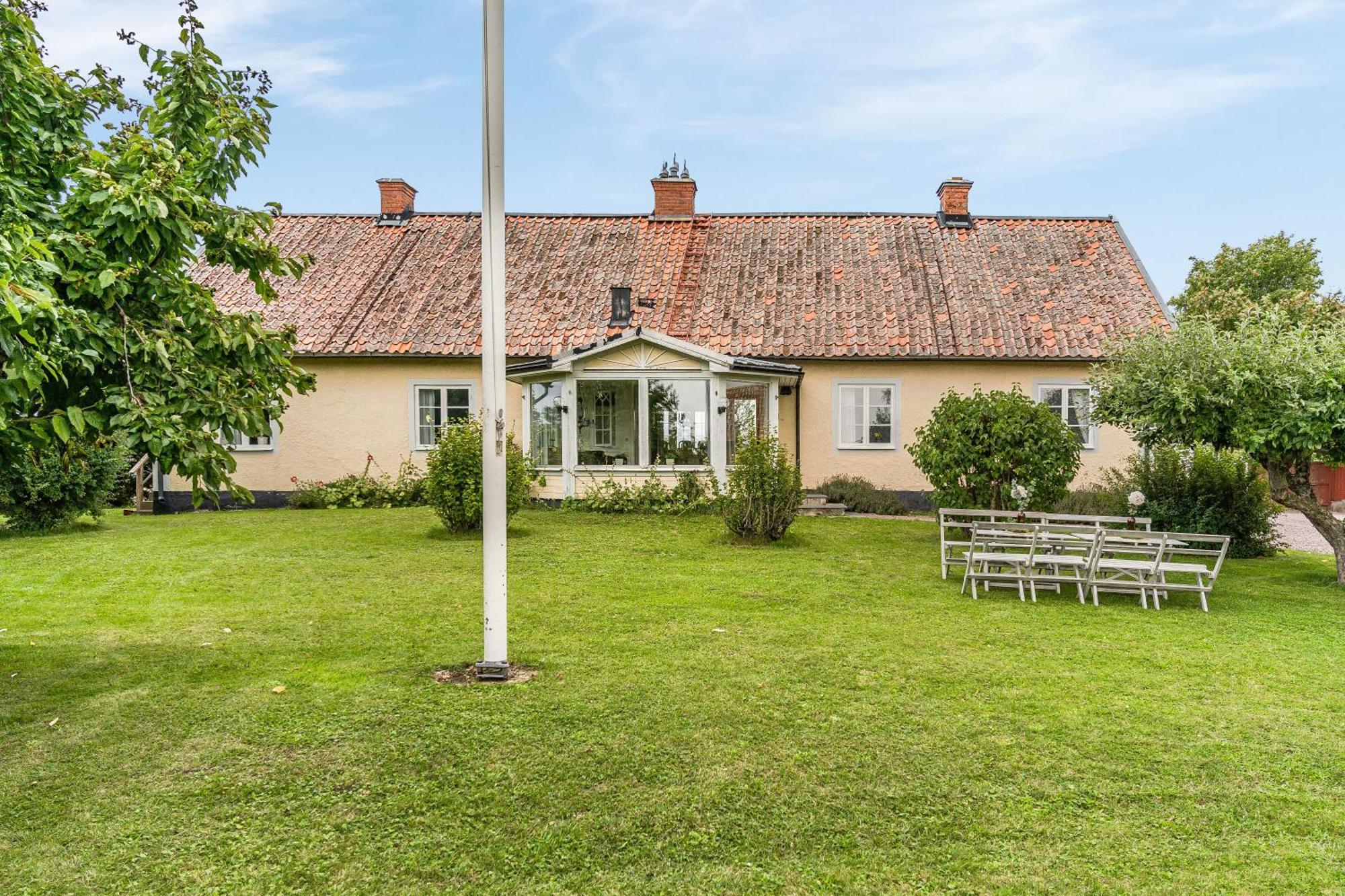 Stubbegarden - Unique Swedish Style With Fireplace Вадстена Екстериор снимка